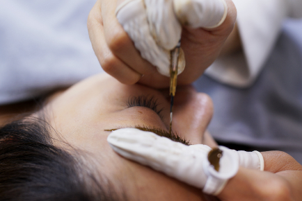 Clerkenwell Brows and Lashes PamperTree