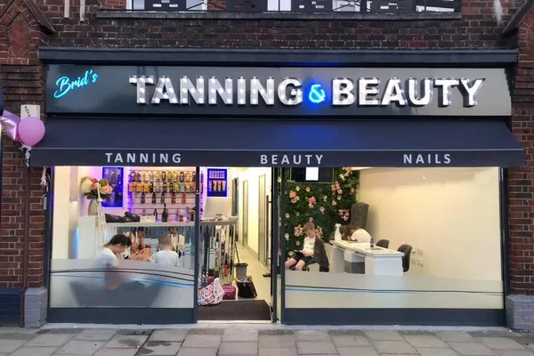 Brid's Tanning & Beauty Banner