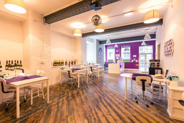 Gallery for  Beauty & Bubbles