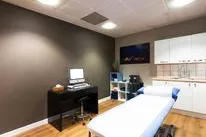Just one body - Pain relief and Sports injury Clinic - Monument Banner