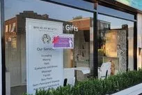 Anuja's House of Beauty Banner