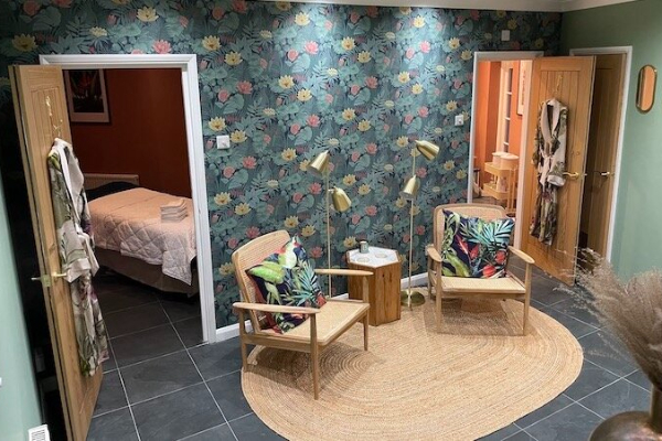 Luminis Beauty - Canary Wharf Gallery for Luminis Beauty - Canary Wharf