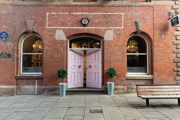 Gallery for  Dry Hairdressing