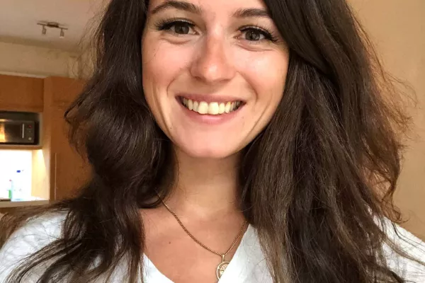 Golden Eyelashes Banner