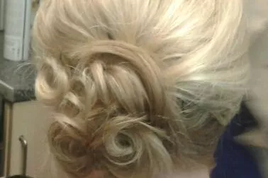 Intro Hair & Beauty Banner