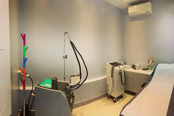 Unique Laser Clinic Banner