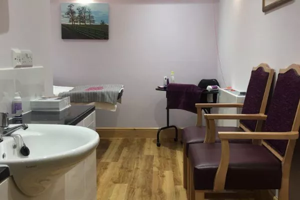 M's Beauty Room Banner