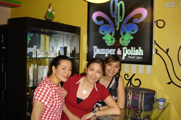 Pamper & Polish Beauty Salon Banner