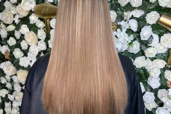 Queens Hair & Beauty Banner