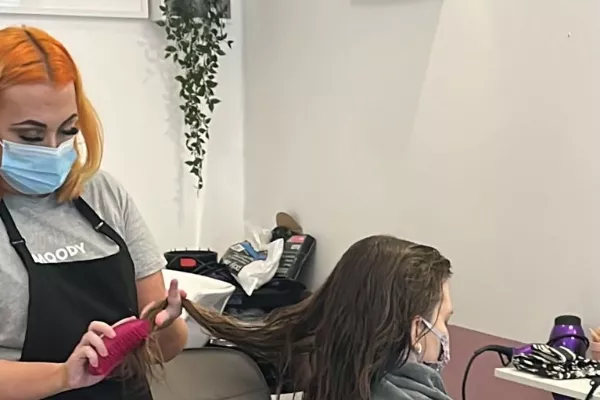 Leanne Reilly Hair & Beauty Banner