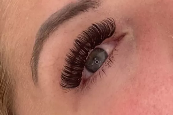 Mirror Mirror Beauty & Aesthetics Banner