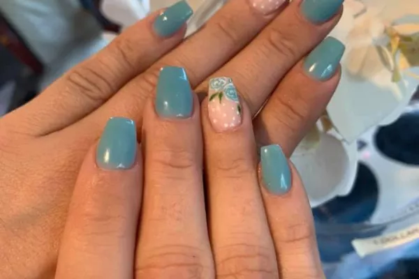 Glamour Nails Banner