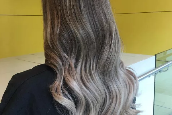 Gallery for  Linda Rose at Outlaws Hair Salon