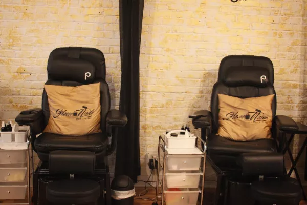 GLAM Nails & Beauty Banner