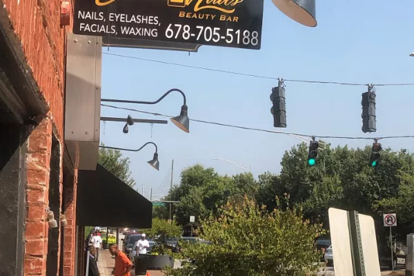 GLAM Nails & Beauty Banner