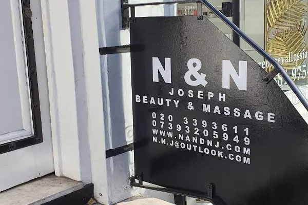 N & N J Knightsbridge Banner